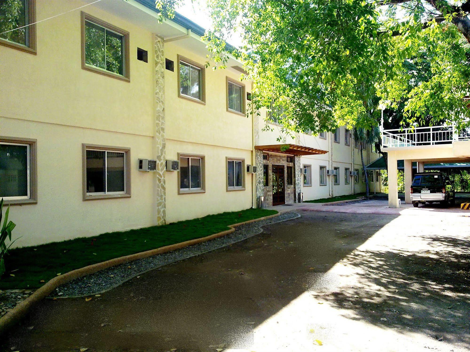 Park Hill Hotel Isla de Mactán Exterior foto